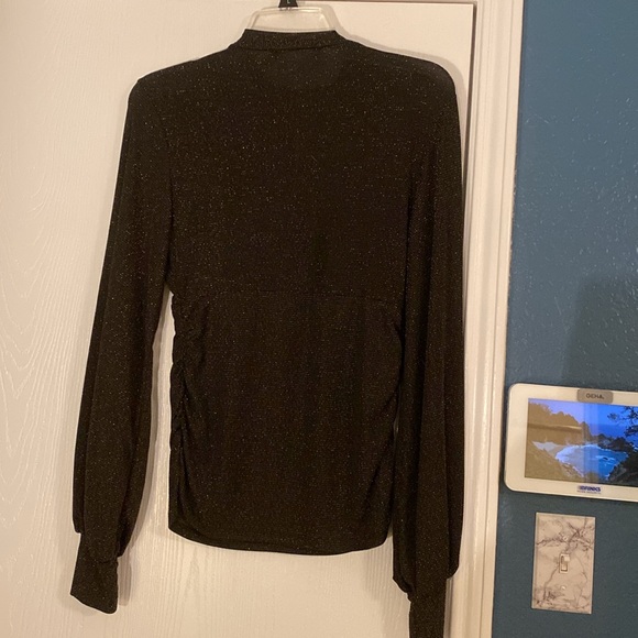 Red by BKE long sleeve glittery mesh top with slit size medium - Picture 6 of 6